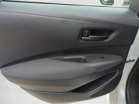 Certified 2024 Toyota Corolla LE FWD image 8