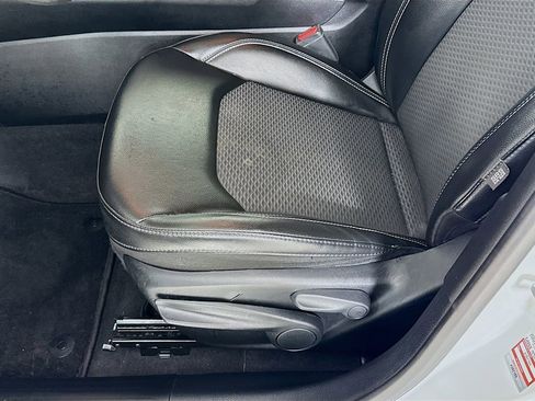 Used 2023 Jeep Compass Altitude image 19