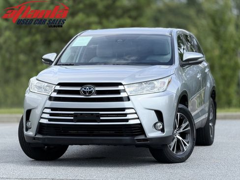 Used 2019 Toyota Highlander Plus w/ Protection Package #3 AWD/4WD image 1