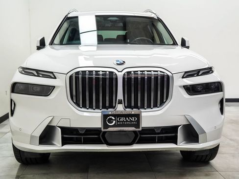 Used 2026 BMW X7 xDrive40i AWD/4WD image 6