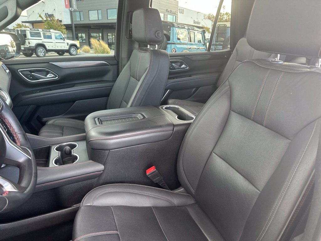 Used 2023 Chevrolet Tahoe RST w/ Luxury Package AWD/4WD image 15