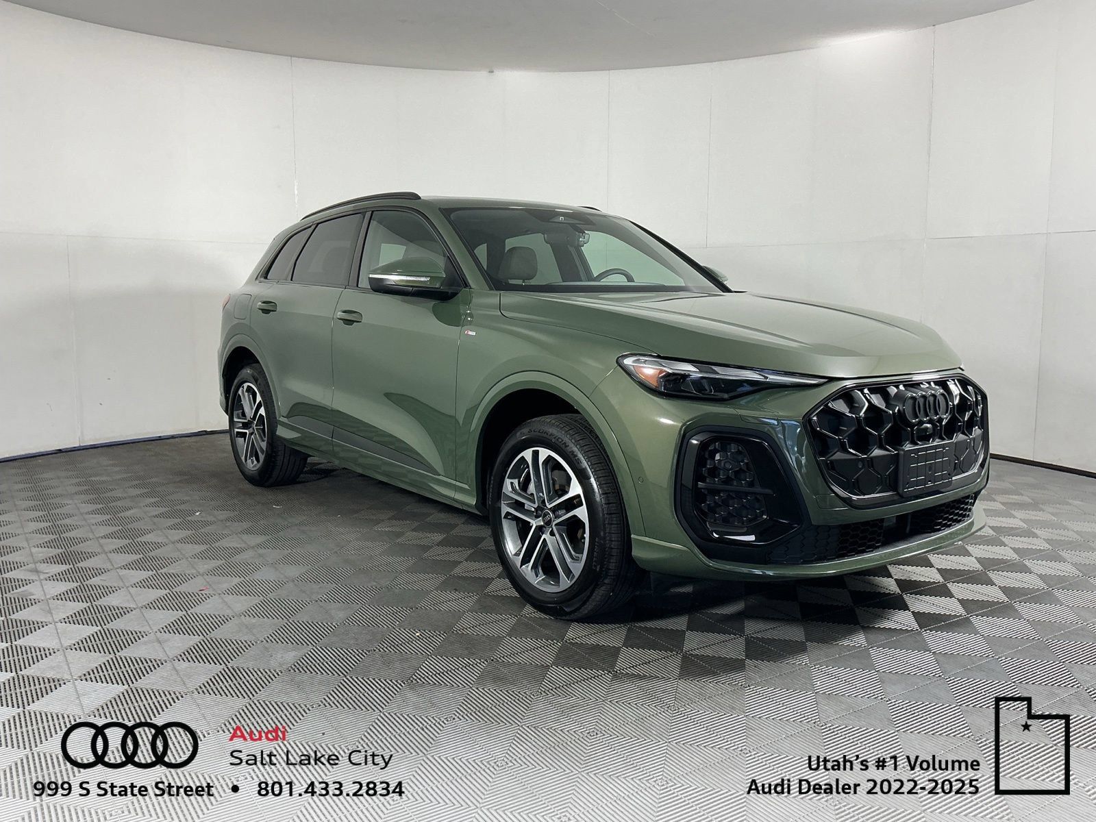 New 2026 Audi Q5 2.0T AWD/4WD image 1