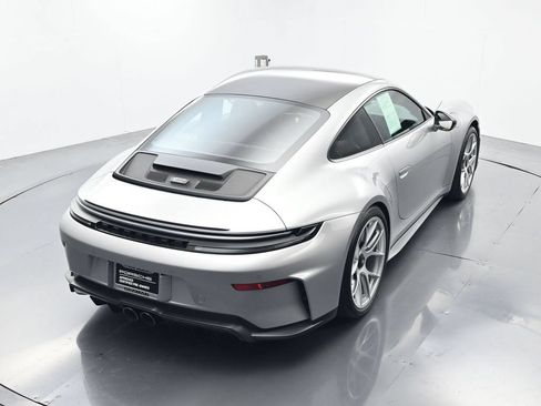 Certified 2026 Porsche 911 GT3 RWD image 43