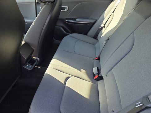 Used 2025 Kia K4 FWD image 21
