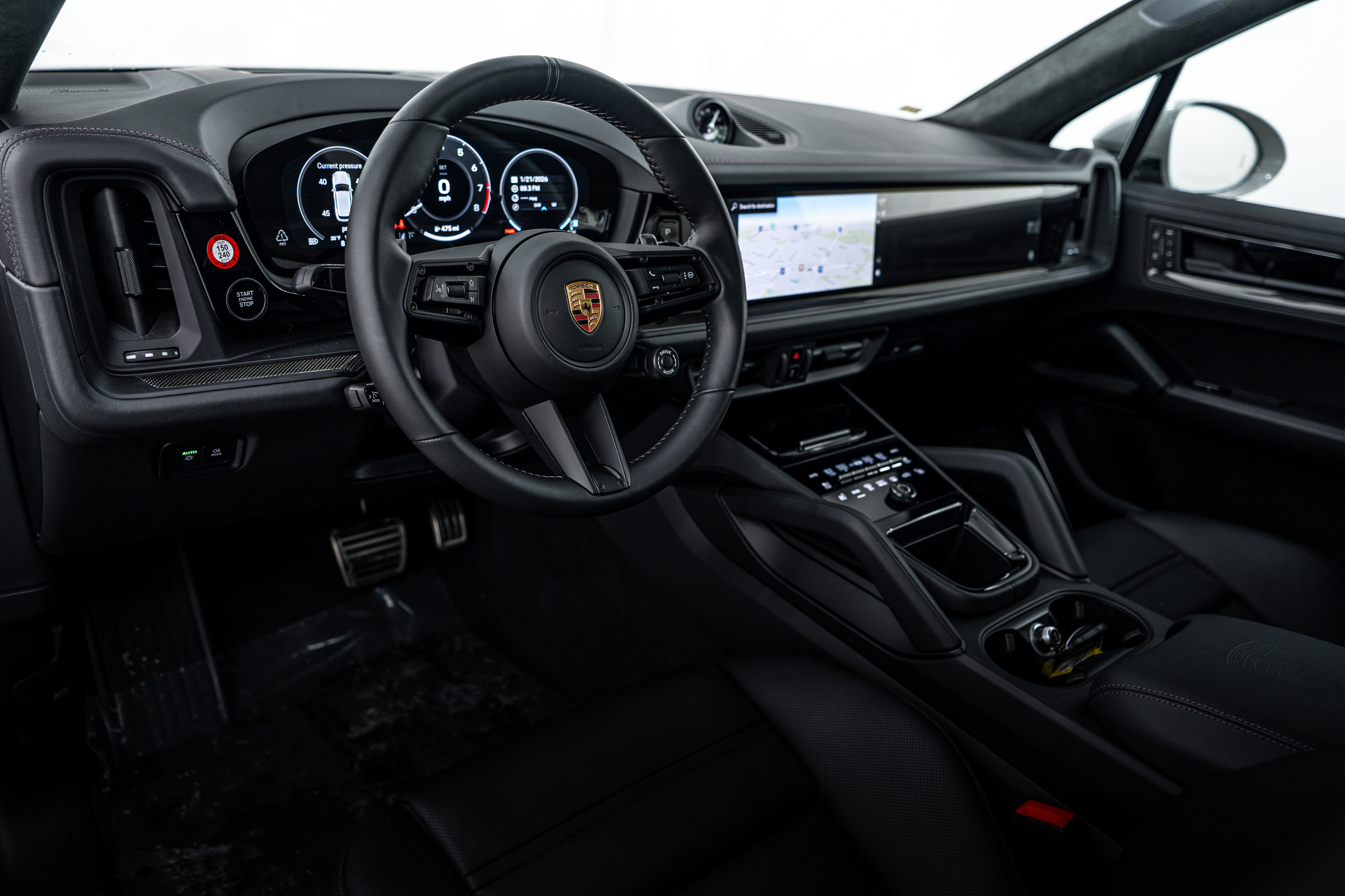 Used 2026 Porsche Cayenne GTS AWD/4WD image 4
