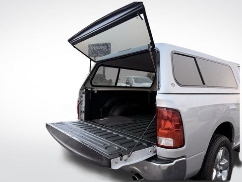 Used 2017 RAM 1500 Big Horn image 23