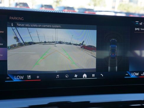 Used 2024 BMW 530i 530i w/ Convenience Package image 17