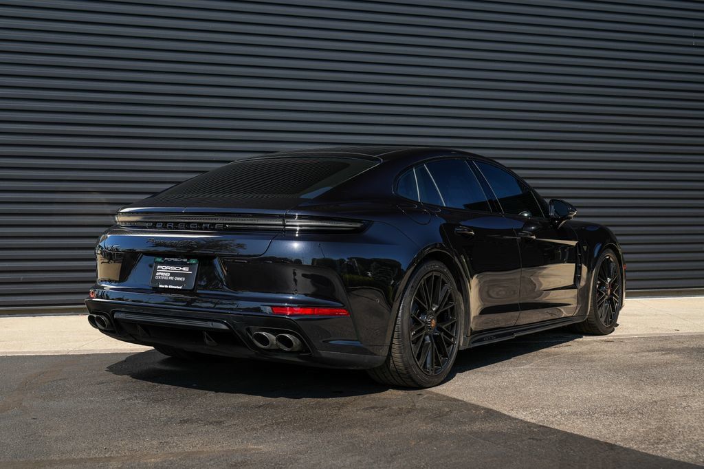 Certified 2026 Porsche Panamera GTS AWD/4WD image 30