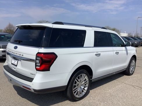 Used 2024 Ford Expedition Max Limited AWD/4WD image 5