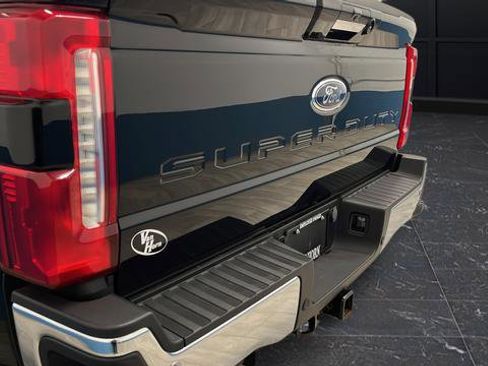 Used 2023 Ford F350 Lariat w/ Lariat Ultimate Package AWD/4WD image 43