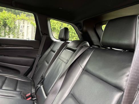 Used 2019 Jeep Grand Cherokee Overland AWD/4WD image 16