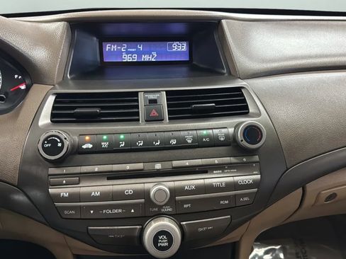 Used 2010 Honda Accord LX image 13