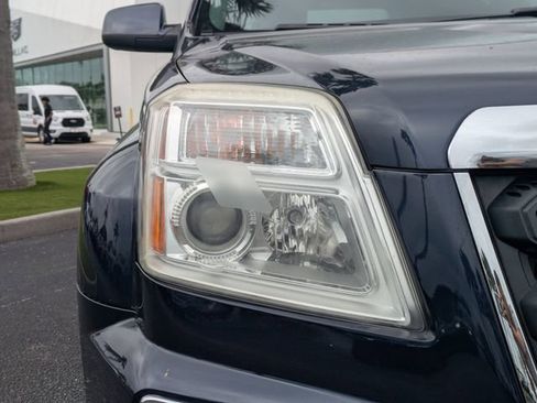 Used 2017 GMC Terrain SLE w/ Technology Package image 10