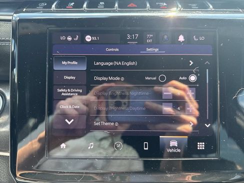 Used 2023 Jeep Grand Cherokee L Laredo AWD/4WD image 45
