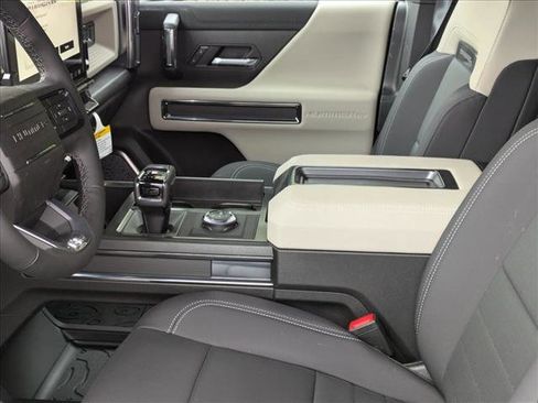 New 2026 GMC Hummer EV 2X image 16
