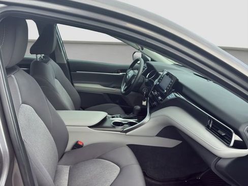 Used 2024 Toyota Camry LE image 18