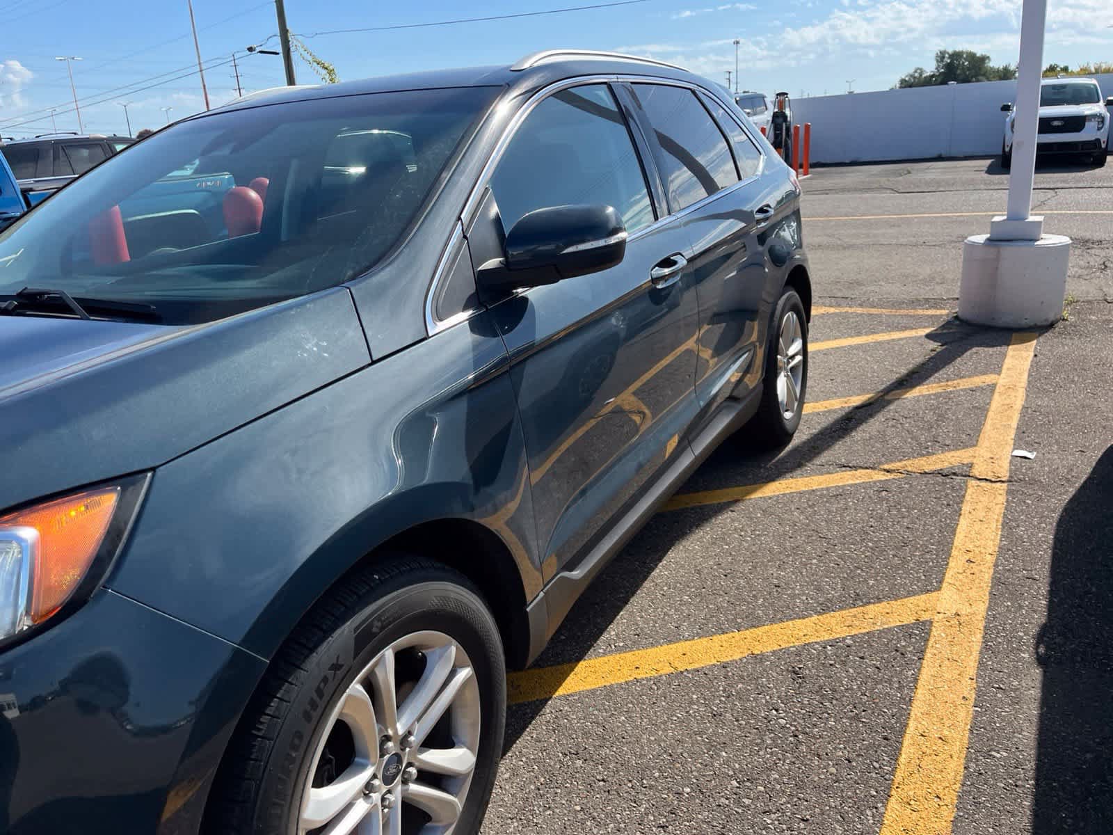 Used 2019 Ford Edge SEL w/ Equipment Group 201A AWD/4WD image 7