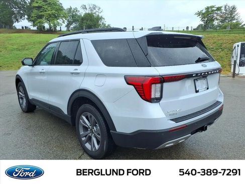 Used 2026 Ford Explorer Active w/ Active Comfort Package AWD/4WD image 7