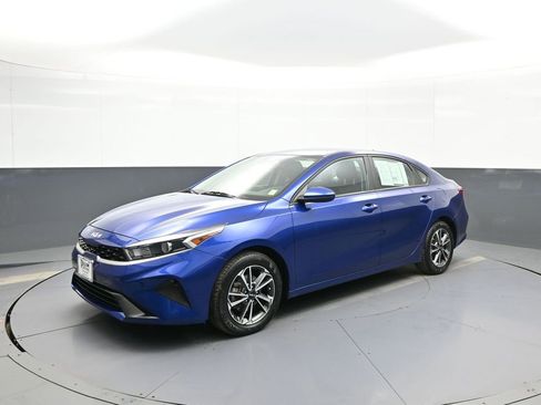 Certified 2023 Kia Forte LXS image 10