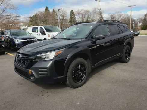 Used 2022 Subaru Outback Wilderness w/ Wilderness Package image 4