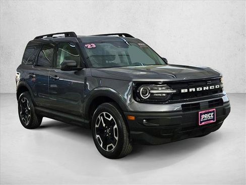 Used 2023 Ford Bronco Sport Outer Banks image 3