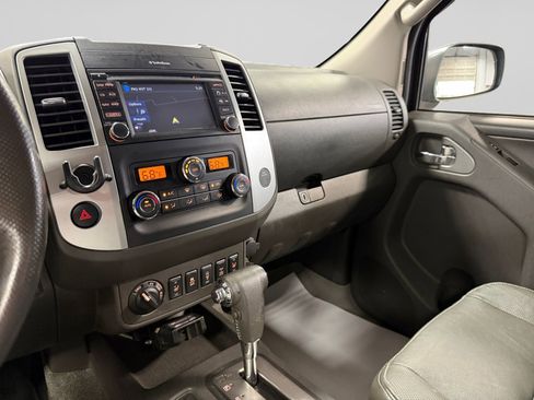 Used 2016 Nissan Frontier PRO-4X w/ Pro-4x Luxury Package AWD/4WD image 21