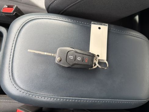 Used 2023 Ford Maverick XL FWD image 28