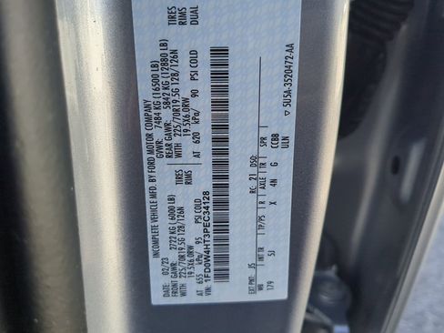 Used 2023 Ford F450 Lariat image 28