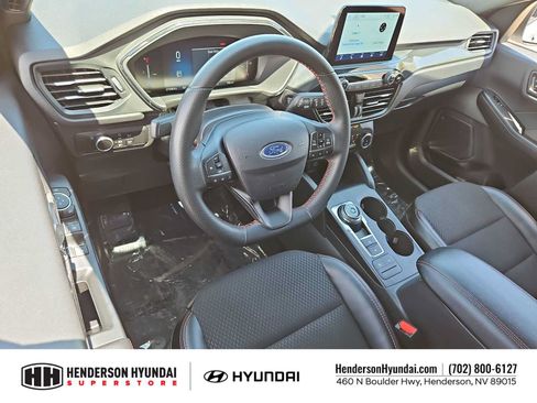 Used 2025 Ford Escape ST-Line FWD image 10
