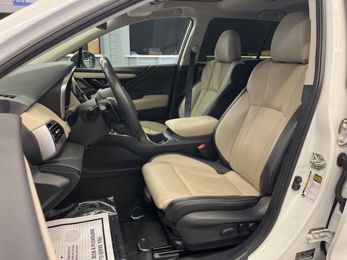 Used 2021 Subaru Outback Limited XT image 11