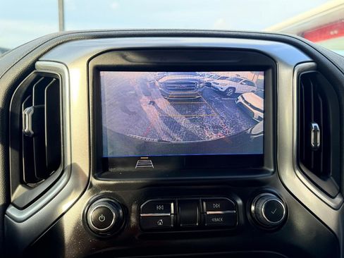 Used 2020 Chevrolet Silverado 1500 LT AWD/4WD image 24