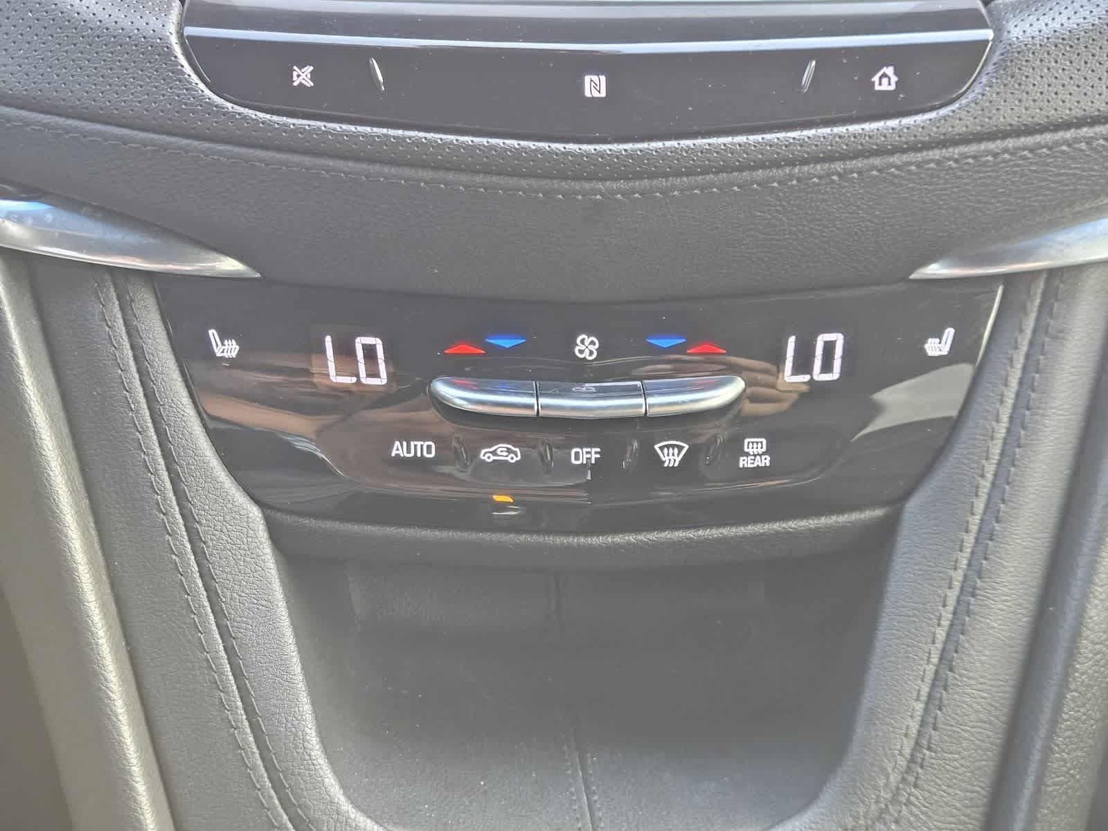 Used 2020 Cadillac XT5 Premium Luxury FWD image 19