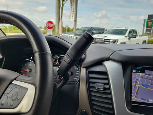 Used 2020 GMC Yukon XL SLT RWD image 23