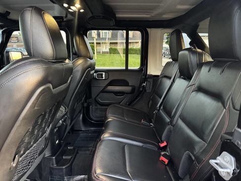 Used 2020 Jeep Wrangler Unlimited Rubicon w/ LED Lighting Group image 22