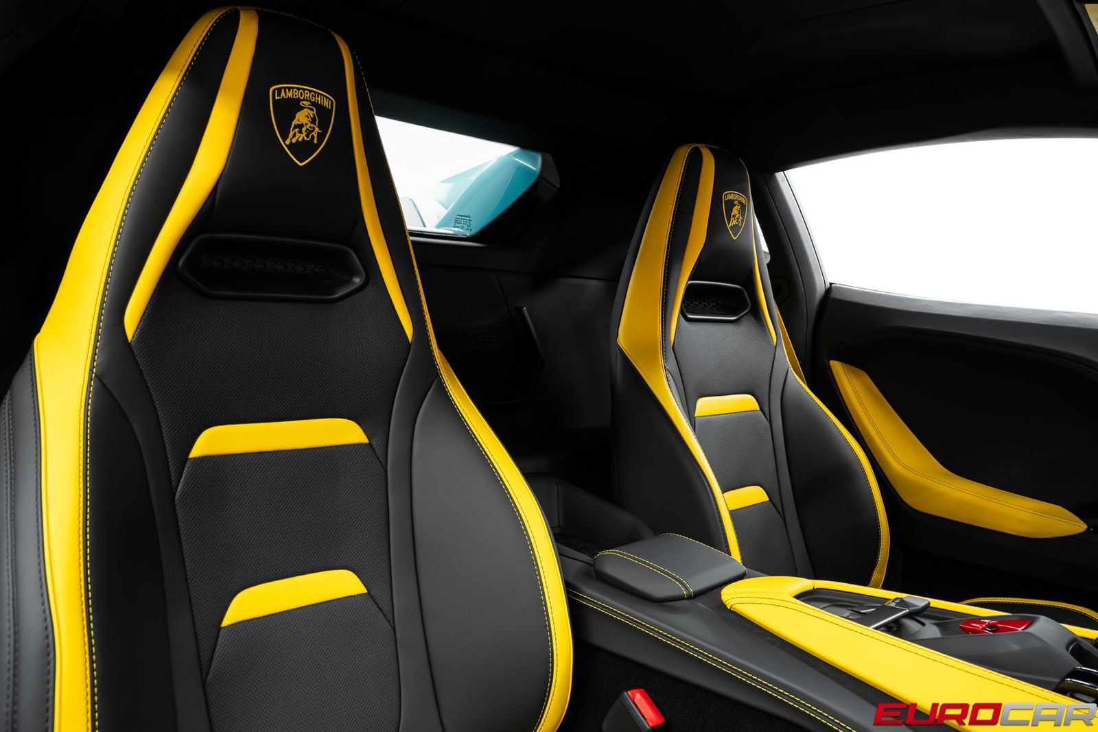 Used 2026 Lamborghini Temerario AWD/4WD image 35