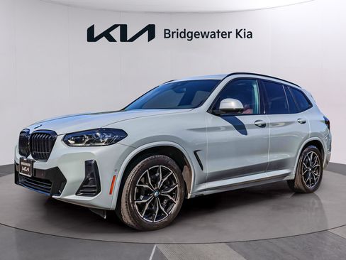 Used 2023 BMW X3 xDrive30i w/ M Sport Package AWD/4WD image 3