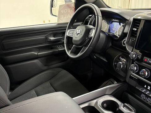 New 2026 RAM 1500 Express AWD/4WD image 23