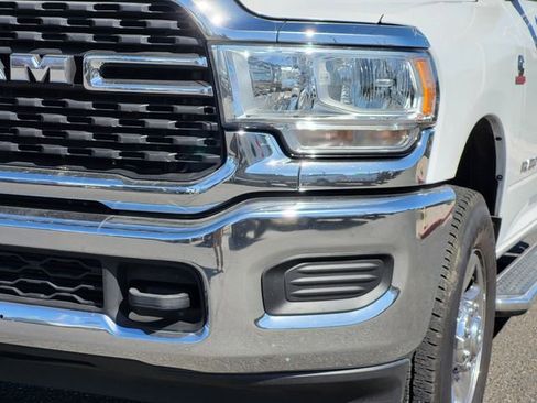 Used 2022 RAM 2500 Big Horn AWD/4WD image 9