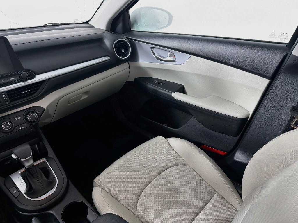 Certified 2023 Kia Forte LXS w/ LXS Technology Package FWD image 21
