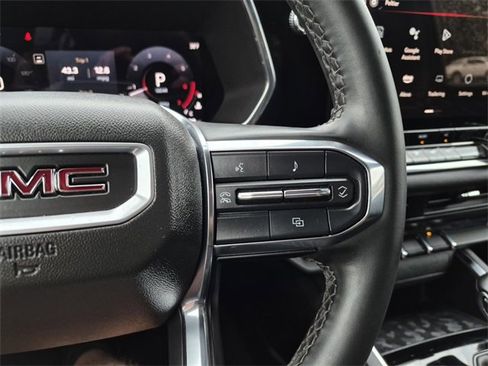 Used 2024 GMC Canyon Elevation image 27