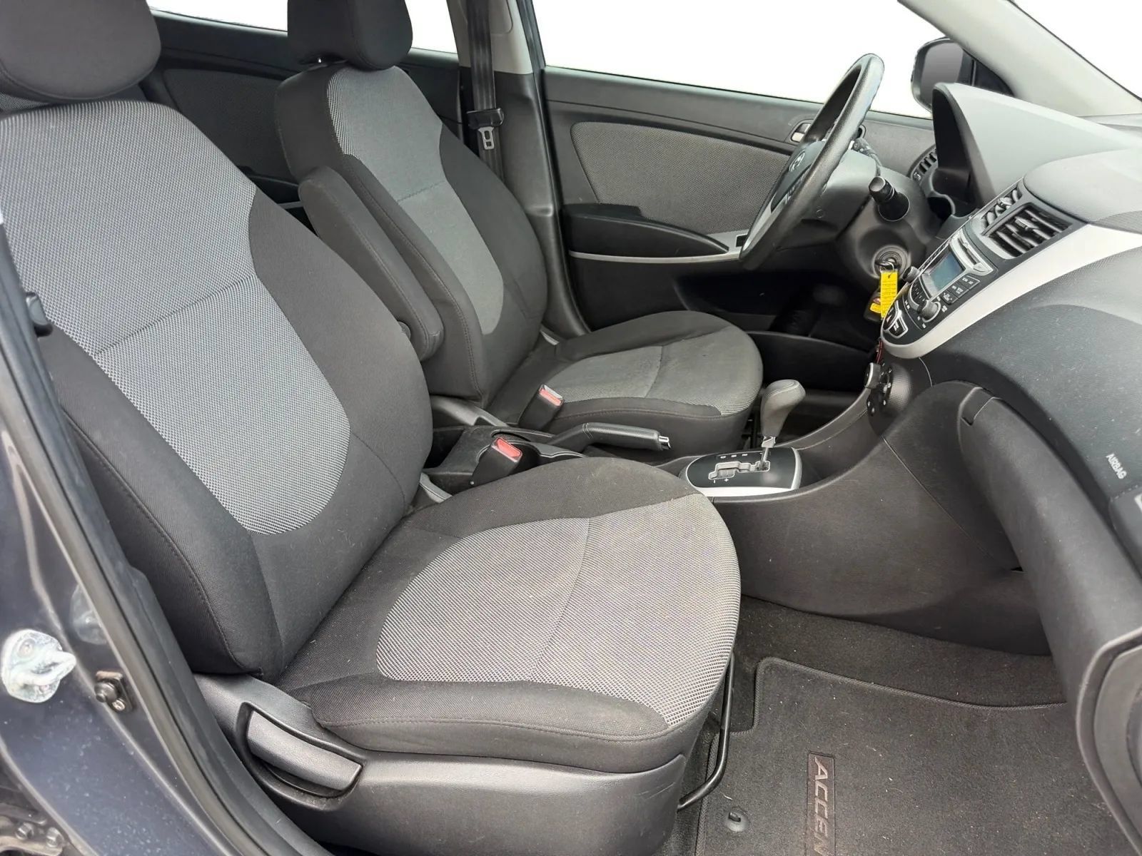 Used 2012 Hyundai Accent GS FWD image 16