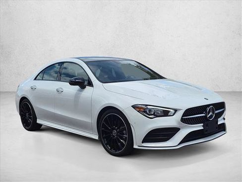 Used 2023 Mercedes-Benz CLA 250 image 3