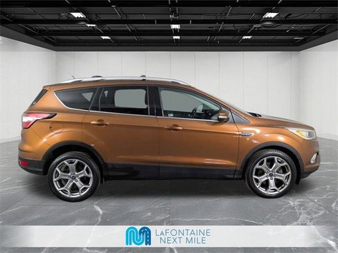 Used 2017 Ford Escape Titanium w/ Canadian Touring Package image 6