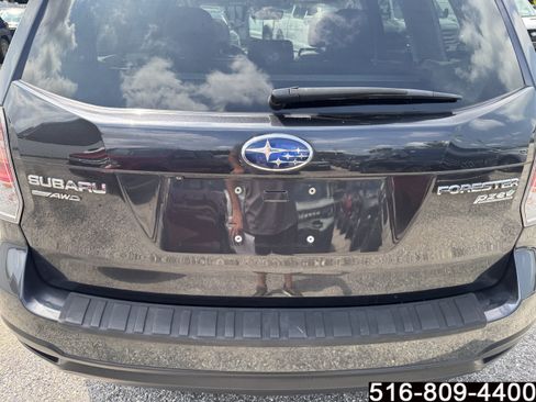 Used 2017 Subaru Forester 2.5i Touring AWD/4WD image 40