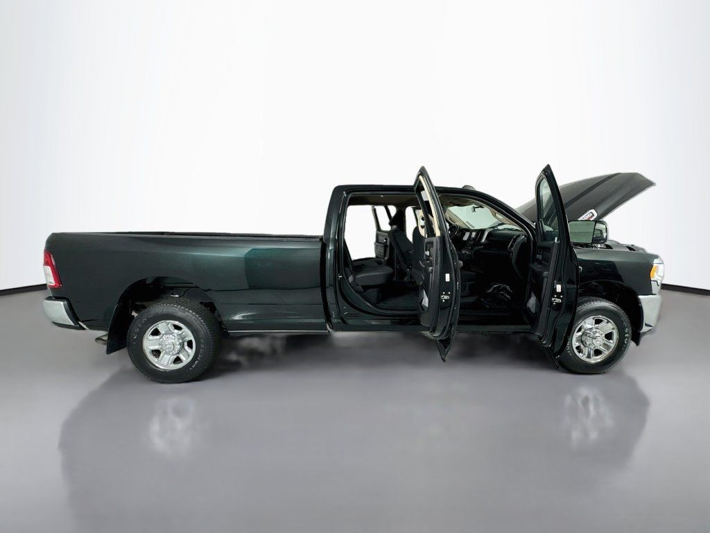 Used 2019 RAM 3500 Tradesman AWD/4WD image 20