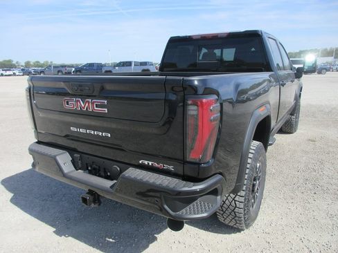 New 2026 GMC Sierra 2500 AT4X AWD/4WD image 5