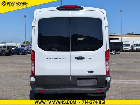 Used 2023 Ford Transit 350 XLT RWD image 8