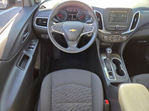 Used 2018 Chevrolet Equinox LT image 13