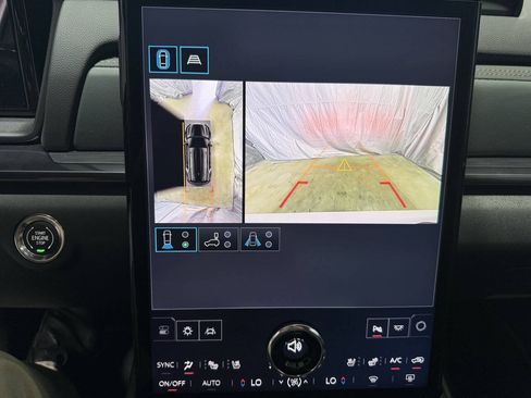 Used 2026 GMC Terrain AT4 w/ Convenience Package III AWD/4WD image 24
