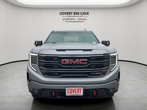 Used 2024 GMC Sierra 1500 AT4 w/ AT4 Premium Package image 2
